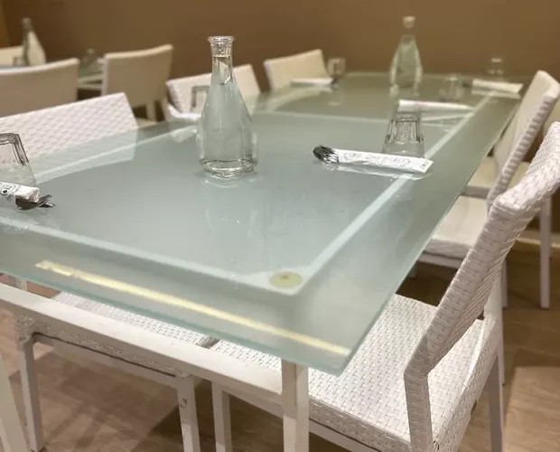 decor-table-restaurant-zitouna