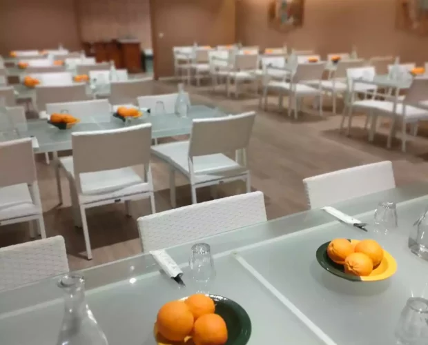 tables restaurant zitouna